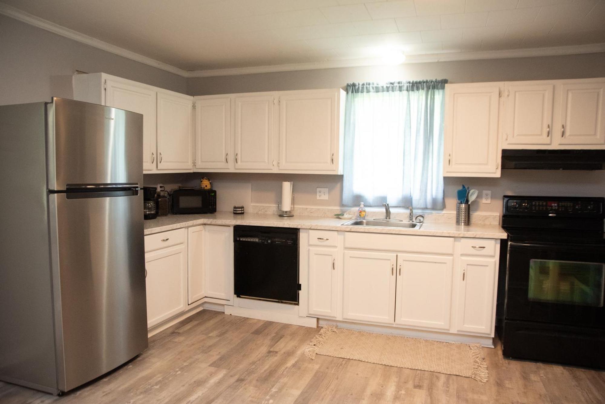 Cozy And Quiet Lafayette Home 2 מראה חיצוני תמונה